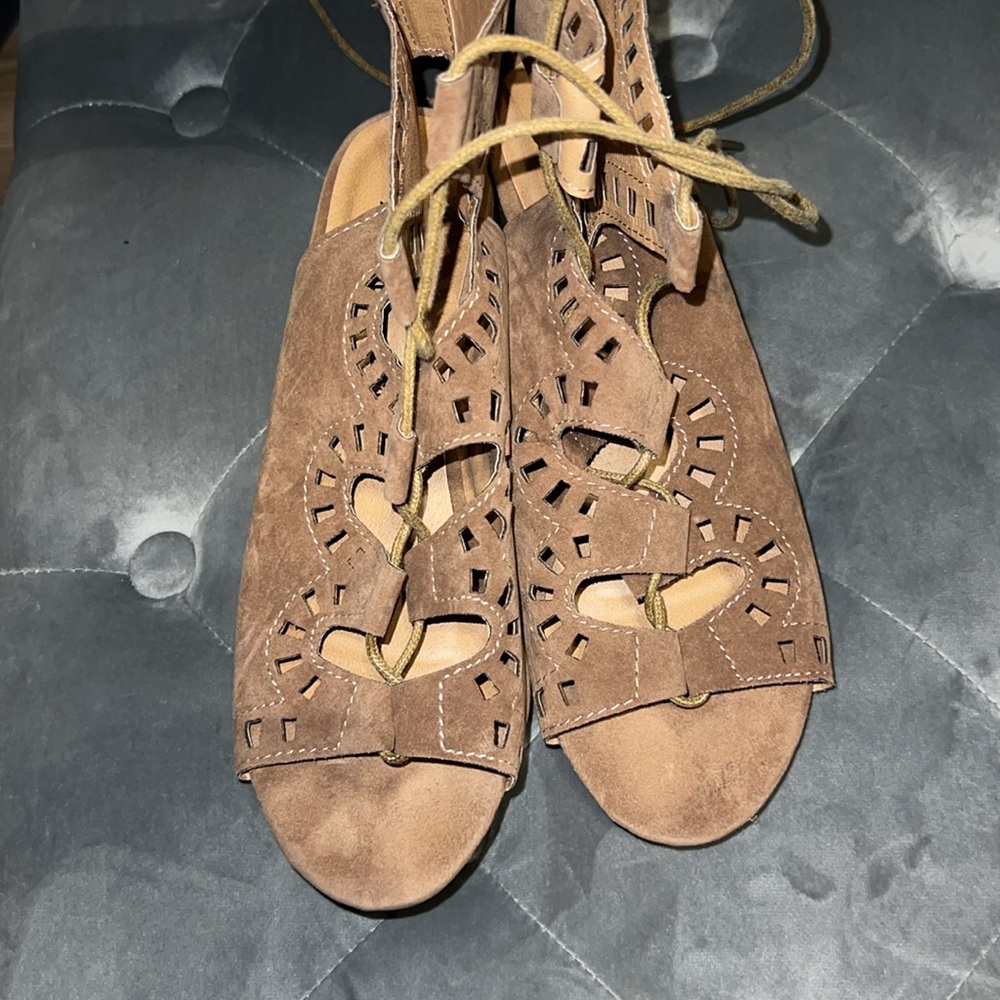Heeled sandals - Picture 3 of 3
